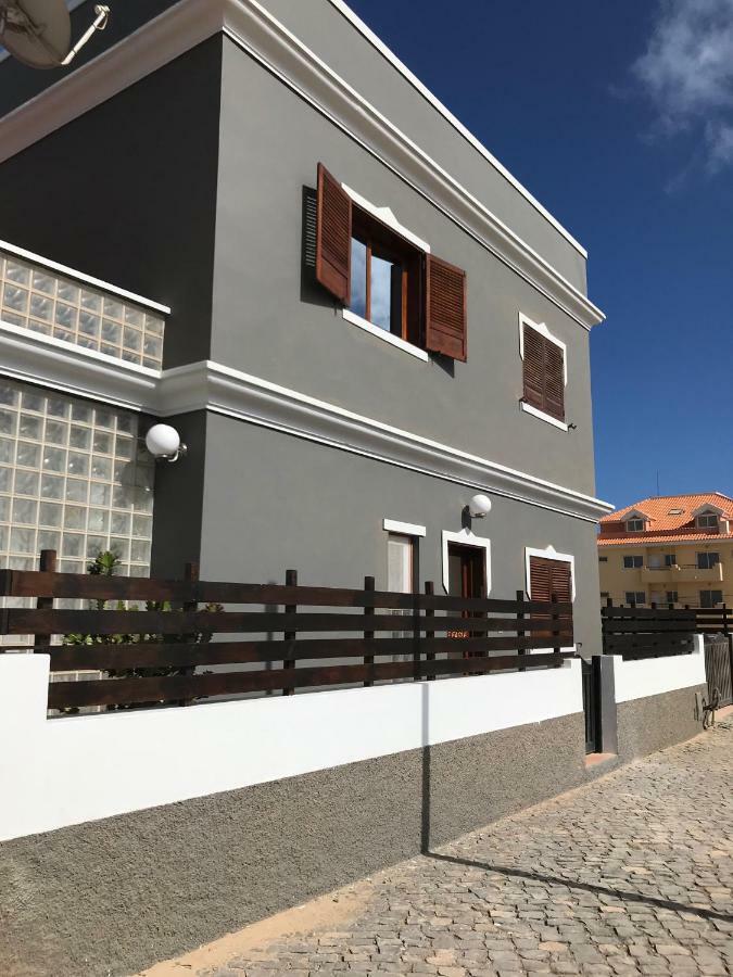 Blue Eagle Guesthouse - Casa De Hospedes Santa Maria Eksteriør bilde