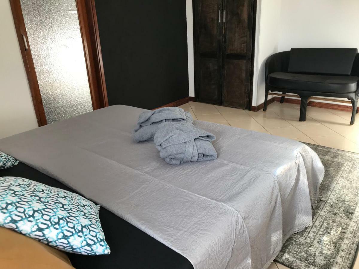 Blue Eagle Guesthouse - Casa De Hospedes Santa Maria Eksteriør bilde